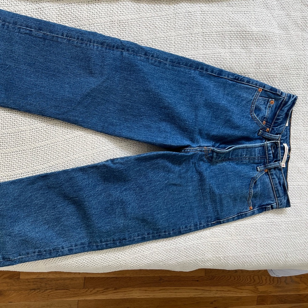 Levi’s Ribcage Straight Ankle Jeans